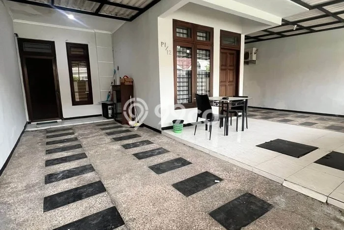 Rumah Modern Minimalis 4 KT Bisa Langsung Pindah di Mulyorejo Rumah Modern Minimalis 4 KT Bisa Langsung Pindah di Mulyorejo