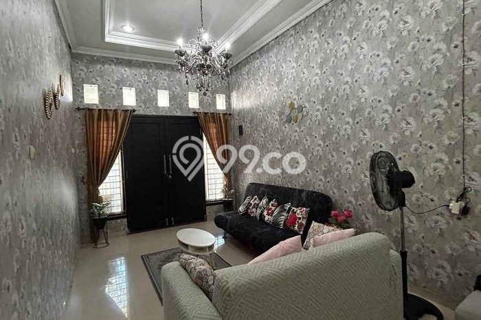 Rumah Terawat 5 KT 4 KM di Kawasan Komersial Sidoarjo, Sidoarjo Rumah Terawat 5 KT 4 KM di Kawasan Komersial Sidoarjo, Sidoarjo
