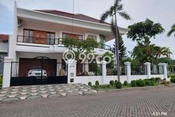 HOT PROPERTY! Rumah Strategis di Sukolilo, LT 621m2m² LB 372m2m² HOT PROPERTY! Rumah Strategis di Sukolilo, LT 621m2m² LB 372m2m²