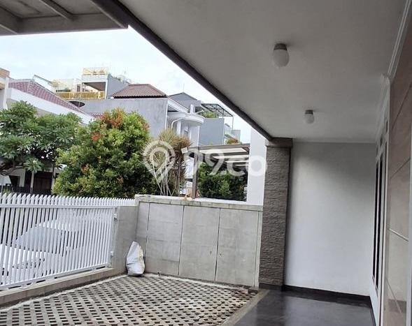 Rumah Elit Modern Siap Huni di Kembangan Selatan Jakarta Barat Rumah Elit Modern Siap Huni di Kembangan Selatan Jakarta Barat