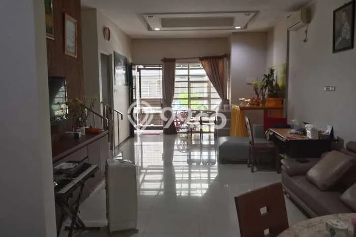For Sale! Premium House LT 120m2 Desain Elegan di Daan Mogot For Sale! Premium House LT 120m2 Desain Elegan di Daan Mogot