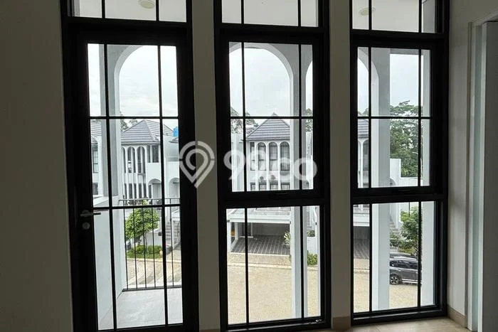 Jarang Ada! Rumah Sewa 4 Kamar Nyaman Siap Huni BSD Green Wich Jarang Ada! Rumah Sewa 4 Kamar Nyaman Siap Huni BSD Green Wich