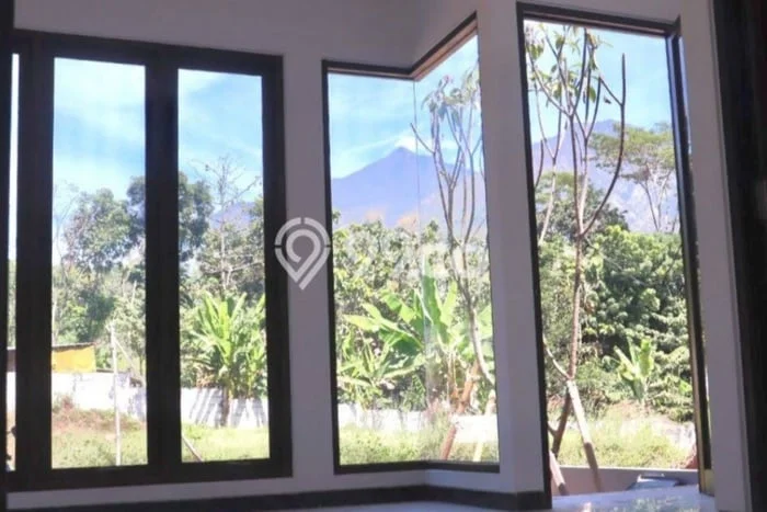 Rumah Sederhana Dijual Lokasi Prigen 2 Kamar dengan Luas Tanah 72m2 Rumah Sederhana Dijual Lokasi Prigen 2 Kamar dengan Luas Tanah 72m2