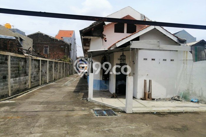 Gudang Dijual di Rungkut Surabaya dengan Luas Bangunan 1m2 Gudang Dijual di Rungkut Surabaya dengan Luas Bangunan 1m2