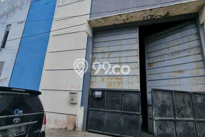 Gudang Kawasan Bisnis Kawasan Waru, Luas 330m², Siap Usaha Gudang Kawasan Bisnis Kawasan Waru, Luas 330m², Siap Usaha