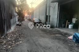 LOKASI TERBAIK! Gudang Kawasan Rungkut, Luas 400m², Area Komersial LOKASI TERBAIK! Gudang Kawasan Rungkut, Luas 400m², Area Komersial