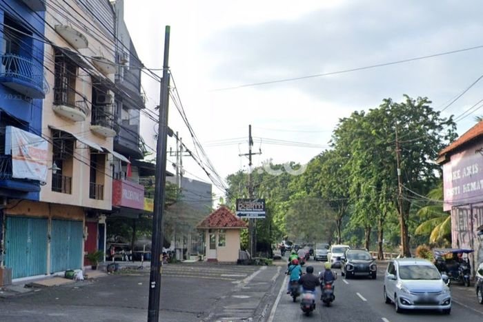 Disewakan Ruko di Pusat Kota Surabaya Ramai Strategis Disewakan Ruko di Pusat Kota Surabaya Ramai Strategis