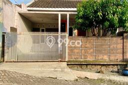 Jual Segera Rumah 2 KT 1 KM di Kawasan Komersial Blimbing, Malang Jual Segera Rumah 2 KT 1 KM di Kawasan Komersial Blimbing, Malang
