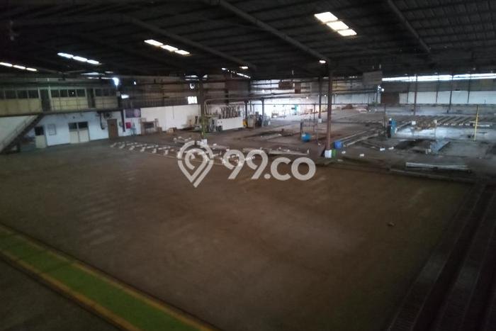Gudang Premium Kawasan Karangpilang, Luas 14000m², Jalan Utama, Tingkat Keramaian Tinggi Gudang Premium Kawasan Karangpilang, Luas 14000m², Jalan Utama, Tingkat Keramaian Tinggi