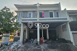 Jual Rumah Bagus Siap Huni LB 74m2 di Tenggilis Mejoyo, Surabaya Jual Rumah Bagus Siap Huni LB 74m2 di Tenggilis Mejoyo, Surabaya