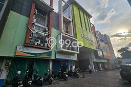 Ruko Bagus Dijual di Gresik Kota Gresik Strategis Cocok untuk Kembangkan Bisnis Ruko Bagus Dijual di Gresik Kota Gresik Strategis Cocok untuk Kembangkan Bisnis