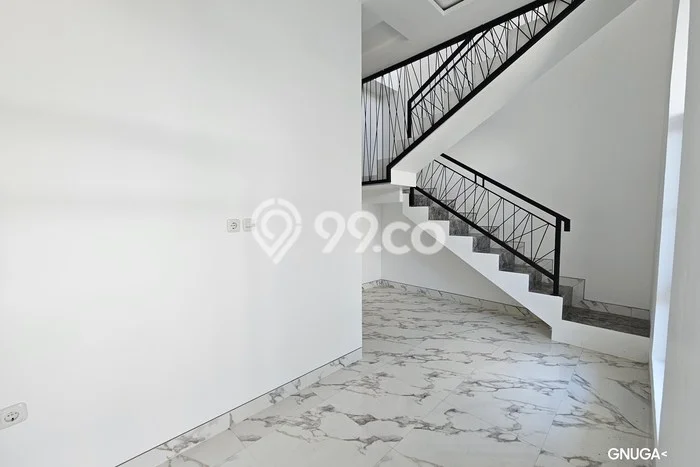 Jual Segera Rumah 3 KT 2 KM di Nginden, Surabaya Jual Segera Rumah 3 KT 2 KM di Nginden, Surabaya