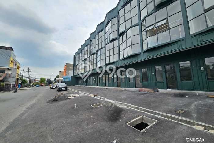 Ruko Komersial Dijual di Rungkut Surabaya LT 86m2 & LB 180m2 Ruko Komersial Dijual di Rungkut Surabaya LT 86m2 & LB 180m2