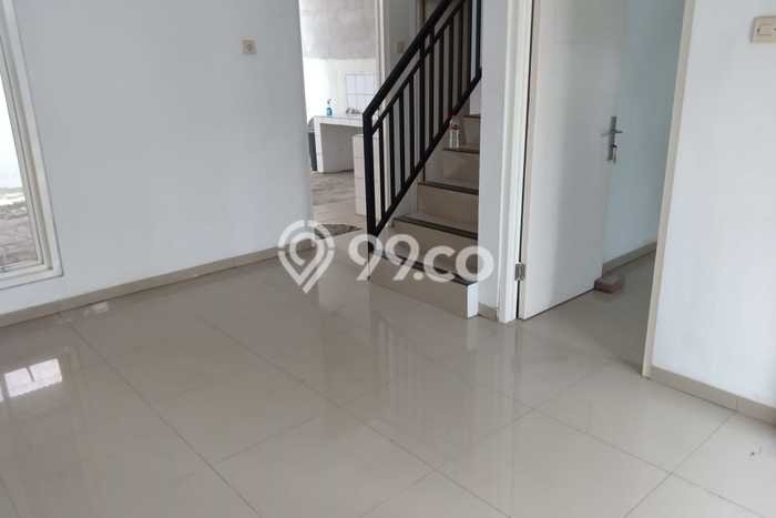 Jual Rumah Favorit Siap Huni LB 90m2 di Rungkut, Surabaya Jual Rumah Favorit Siap Huni LB 90m2 di Rungkut, Surabaya