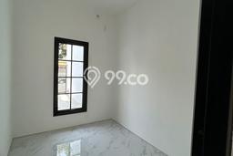 Dijual Rumah 3 Kamar Lokasi Strategis Nyaman dan Strategis di Rungkut Dijual Rumah 3 Kamar Lokasi Strategis Nyaman dan Strategis di Rungkut