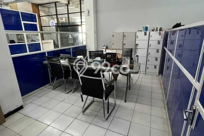 Untuk Dijual Ruko di Rungkut Surabaya LT 228m2 / LB 288m2 Untuk Dijual Ruko di Rungkut Surabaya LT 228m2 / LB 288m2
