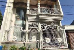 For Sale Rumah Mewah Exclusive di Rungkut, Surabaya For Sale Rumah Mewah Exclusive di Rungkut, Surabaya