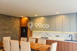 Ready to Use! Premium House LT 200m2 Desain Modern di Munggu Ready to Use! Premium House LT 200m2 Desain Modern di Munggu