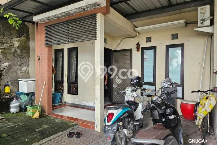 For Sale Rumah 3 Kamar Lokasi Ideal Nyaman dan Strategis di Waru For Sale Rumah 3 Kamar Lokasi Ideal Nyaman dan Strategis di Waru