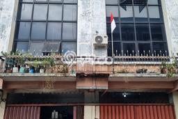 Ruko Dijual di Rungkut LT 135m2, LB 400m2 untuk Investasi Ruko Dijual di Rungkut LT 135m2, LB 400m2 untuk Investasi