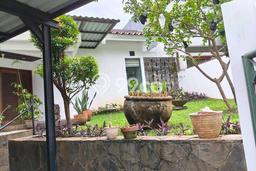 Rumah Elit LB 320m2 Siap Huni Desain Elegan di Pondok Indah, Jakarta Selatan Rumah Elit LB 320m2 Siap Huni Desain Elegan di Pondok Indah, Jakarta Selatan