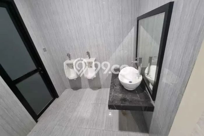 Kantor Bagus Dijual LB 2700m2 Lokasi Strategis Jakarta Selatan Area Cocok untuk Berbisnis Kantor Bagus Dijual LB 2700m2 Lokasi Strategis Jakarta Selatan Area Cocok untuk Berbisnis