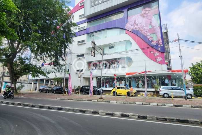 Untuk Dijual! Kantor di Rawamangun Jakarta Timur LT 1500m2 / LB 5000m2 Kawasan Strategis Untuk Dijual! Kantor di Rawamangun Jakarta Timur LT 1500m2 / LB 5000m2 Kawasan Strategis