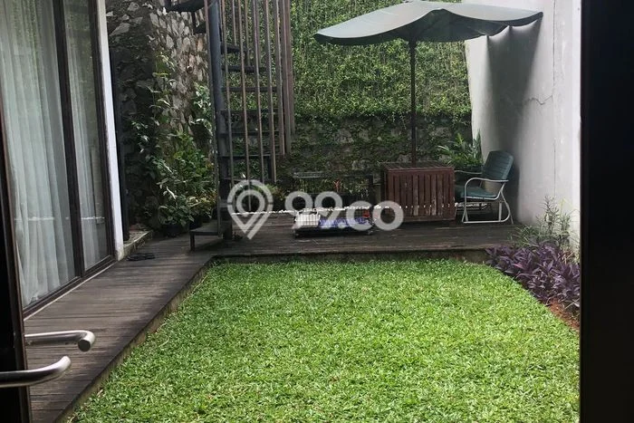 Jual Rumah Luas Elegan Dengan View Eksklusif di Pangkalan Jati, Depok Jual Rumah Luas Elegan Dengan View Eksklusif di Pangkalan Jati, Depok