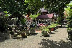 Hunian Mewah LB 500m2 Siap Huni Desain Elegan di Condet, Jakarta Timur Hunian Mewah LB 500m2 Siap Huni Desain Elegan di Condet, Jakarta Timur