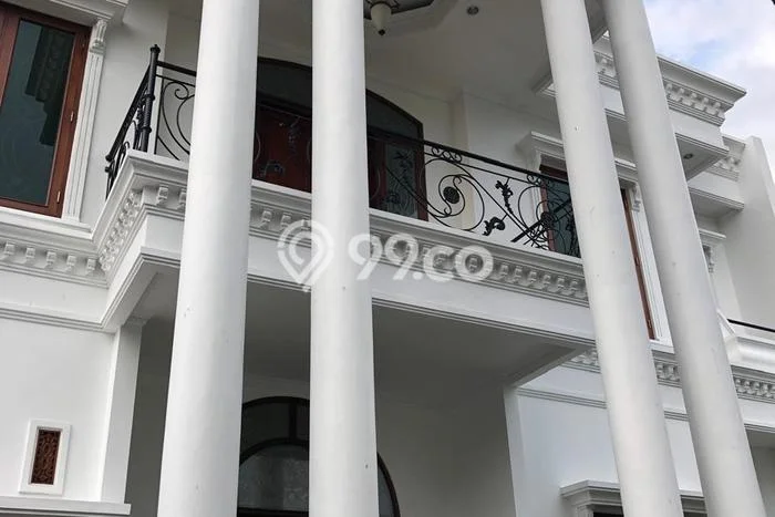 Rumah Luxury Modern Siap Huni di Bambu Apus Jakarta Timur Rumah Luxury Modern Siap Huni di Bambu Apus Jakarta Timur