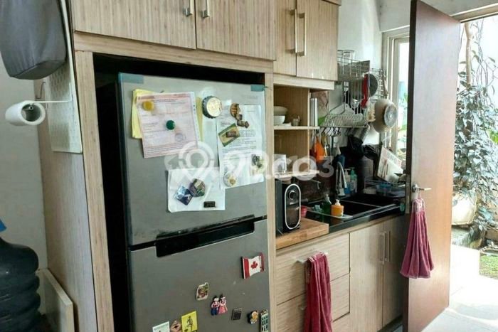 Rumah Elit LB 120m2 Siap Pakai Desain Elegan di Pangkalan Jati, Depok Rumah Elit LB 120m2 Siap Pakai Desain Elegan di Pangkalan Jati, Depok