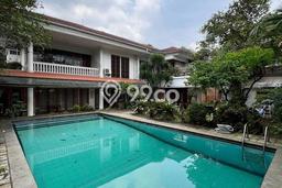 Rumah Elit Modern Tanpa Renovasi di Pondok Indah Jakarta Selatan Rumah Elit Modern Tanpa Renovasi di Pondok Indah Jakarta Selatan