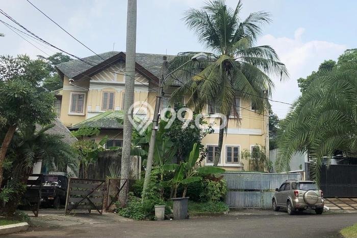 Dijual Rumah Luas Megah Dengan View Cantik di Cirendeu, Jakarta Selatan Dijual Rumah Luas Megah Dengan View Cantik di Cirendeu, Jakarta Selatan
