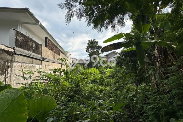 Lahan Kosong Dijual di Kebayoran Baru, Jakarta Selatan, Luas 697m2 Area Strategis Lahan Kosong Dijual di Kebayoran Baru, Jakarta Selatan, Luas 697m2 Area Strategis