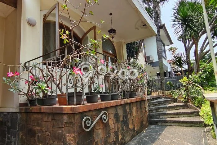 Ready to Use! Premium House LT 375m2 Desain Modern di Bintaro Ready to Use! Premium House LT 375m2 Desain Modern di Bintaro