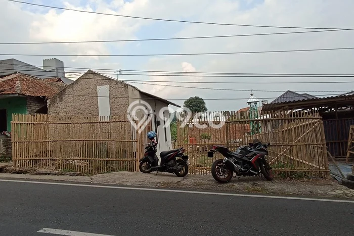 Tanah untuk Dijual di Cimahi Utara Cimahi Luas 320m2 Tanah untuk Dijual di Cimahi Utara Cimahi Luas 320m2