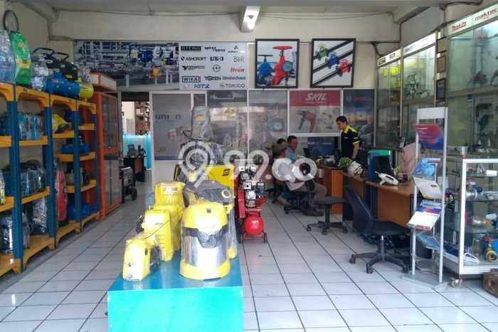 Unit Ruko Dijual di Bandung LT 377m2 & LB 700m2 Unit Ruko Dijual di Bandung LT 377m2 & LB 700m2