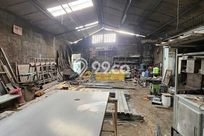 Gudang Bagus Dijual LB 450m2 Lokasi Strategis Bandung Area Cocok untuk Berbisnis Gudang Bagus Dijual LB 450m2 Lokasi Strategis Bandung Area Cocok untuk Berbisnis