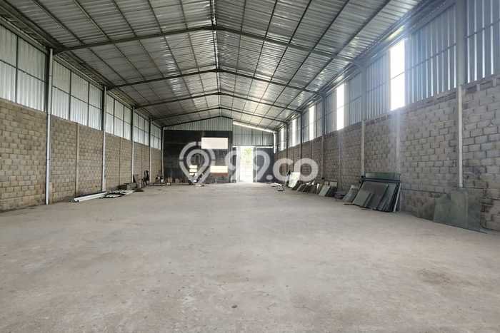 Gudang Komersial Dijual di Batujajar Bandung Barat LT 1000m2 & LB 720m2 Gudang Komersial Dijual di Batujajar Bandung Barat LT 1000m2 & LB 720m2