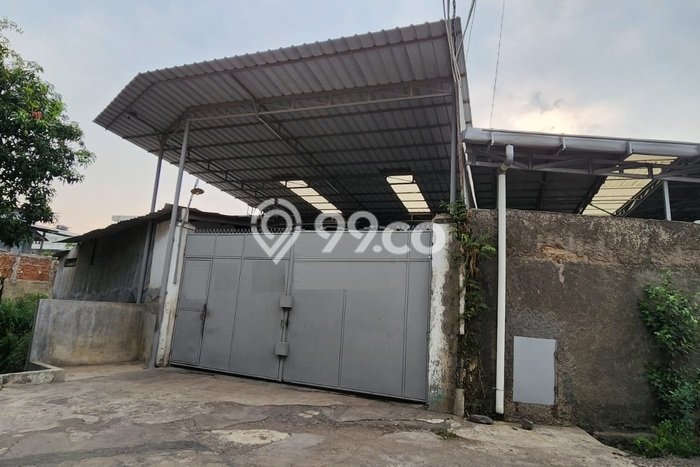 Disewakan Gudang di Kawasan Ramai Taman Kopo Indah Luas 1939m2 Disewakan Gudang di Kawasan Ramai Taman Kopo Indah Luas 1939m2