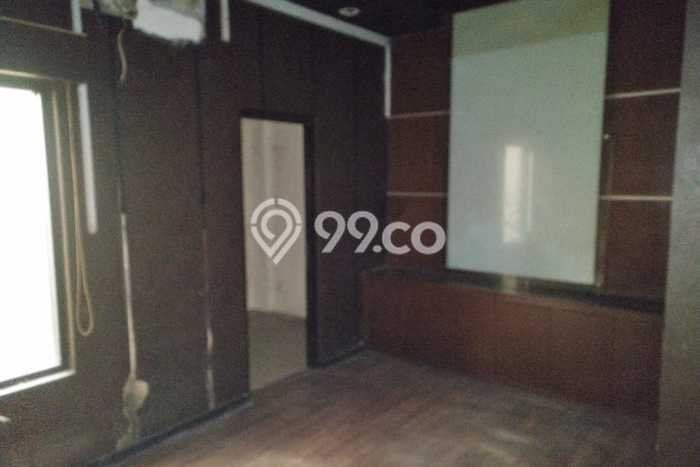 Ruko Dijual di Prime Area Bandung Luas 270m2 Ruko Dijual di Prime Area Bandung Luas 270m2