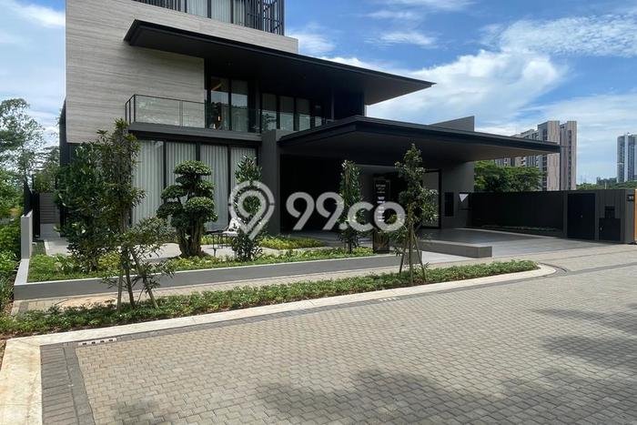 Rumah Mewah LB 744m2 Siap Huni Desain Elegan di BSD City, Tangerang Rumah Mewah LB 744m2 Siap Huni Desain Elegan di BSD City, Tangerang