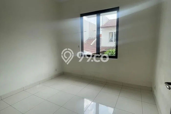 Jarang Ada! Rumah Kontrakan 3 Kamar Nyaman Siap Huni BSD City Jarang Ada! Rumah Kontrakan 3 Kamar Nyaman Siap Huni BSD City