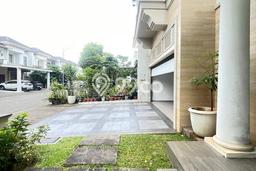 Rumah Elit Modern Siap Huni di BSD Tangerang Rumah Elit Modern Siap Huni di BSD Tangerang