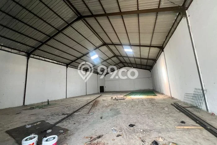 Disewakan Gudang di Kawasan Ramai Dadap Luas 980m2 Disewakan Gudang di Kawasan Ramai Dadap Luas 980m2
