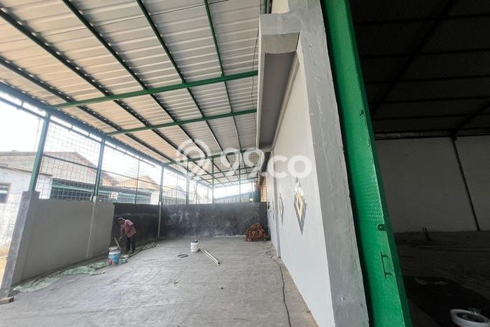 Disewakan Gudang di Kawasan Ramai Dadap Luas 980m2 Disewakan Gudang di Kawasan Ramai Dadap Luas 980m2