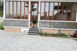 Unit Komersial Dijual di Bogor LT 1100m2 & LB 500m2 Unit Komersial Dijual di Bogor LT 1100m2 & LB 500m2