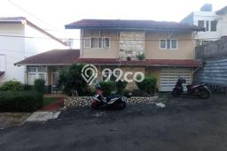 Rumah Nyaman dengan 5 Kamar Tidur dan 3 Kamar Mandi di Kawasan Cimenyan, Bandung Rumah Nyaman dengan 5 Kamar Tidur dan 3 Kamar Mandi di Kawasan Cimenyan, Bandung