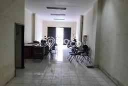 AREA PROSPEKTIF! Ruko Kawasan Cengkareng, Luas 236m², Pusat Perdagangan AREA PROSPEKTIF! Ruko Kawasan Cengkareng, Luas 236m², Pusat Perdagangan