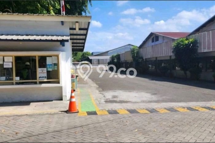 Disewakan Gudang di Pusat Kota Surabaya Ramai Strategis Disewakan Gudang di Pusat Kota Surabaya Ramai Strategis